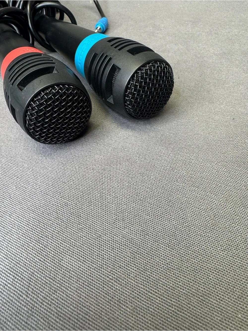 SingStar Bundle 2 Microphones Sony PlayStation 2 PS2/PS3 No Dongle/ USB No Game